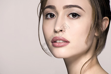 宋慧乔台下看前男友和现任拿奖,这是什么修罗场!?