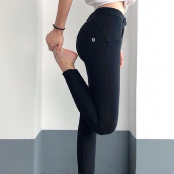 日本日经225指数涨至5万点以上。