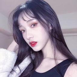 首次!中国新能源车月销量超燃油车