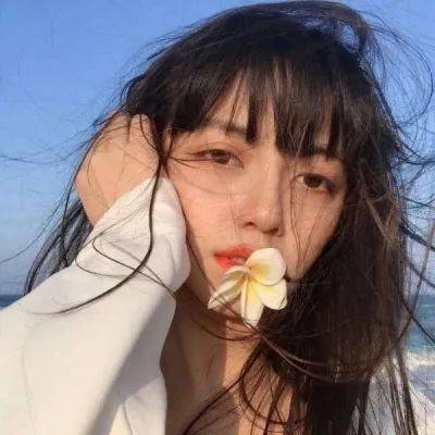 华为Mate80全系直屏设计