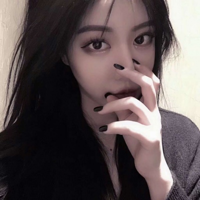 皮卡暴风雪夜停车