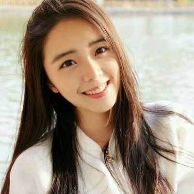 富国银行预测美国今年假日销售额将较去年增长3.5%至4%